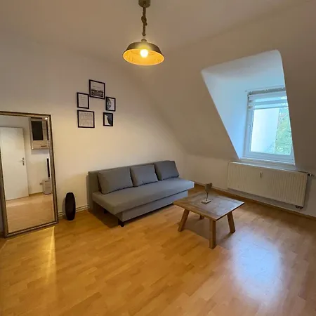 Lejlighed Centrally Located 3-room