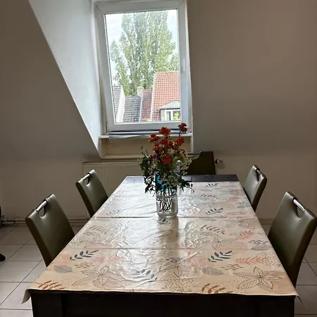 Centrally Located 3-room * Hannover